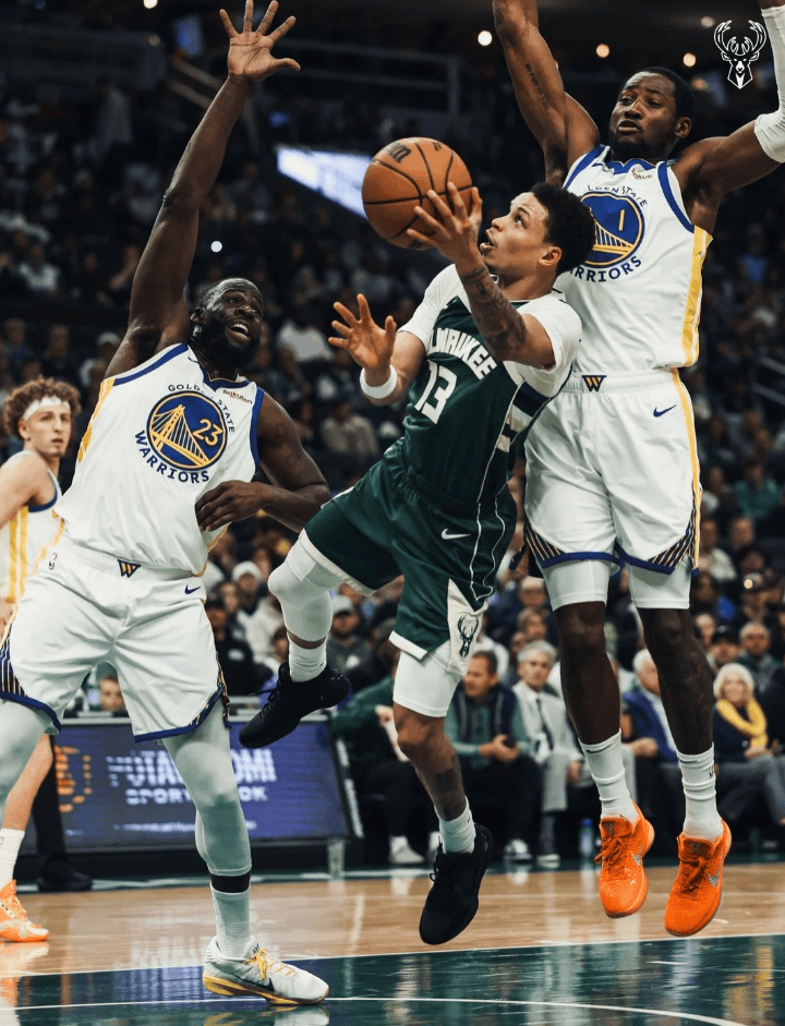 德国男篮碾压勇士，字母哥送出助攻