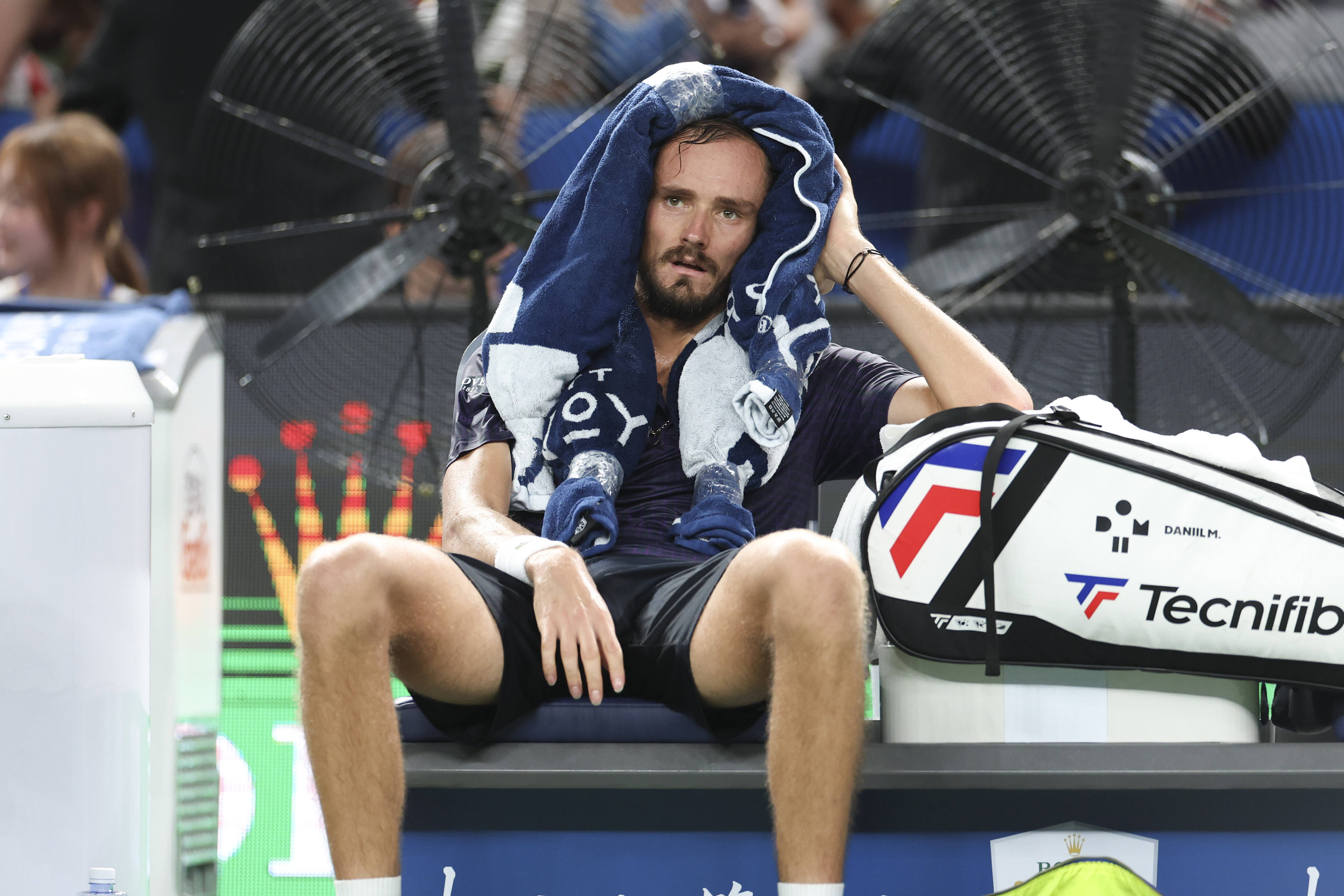 关于德国网球队血洗美国网球队，梅德韦杰夫惊艳世界的信息