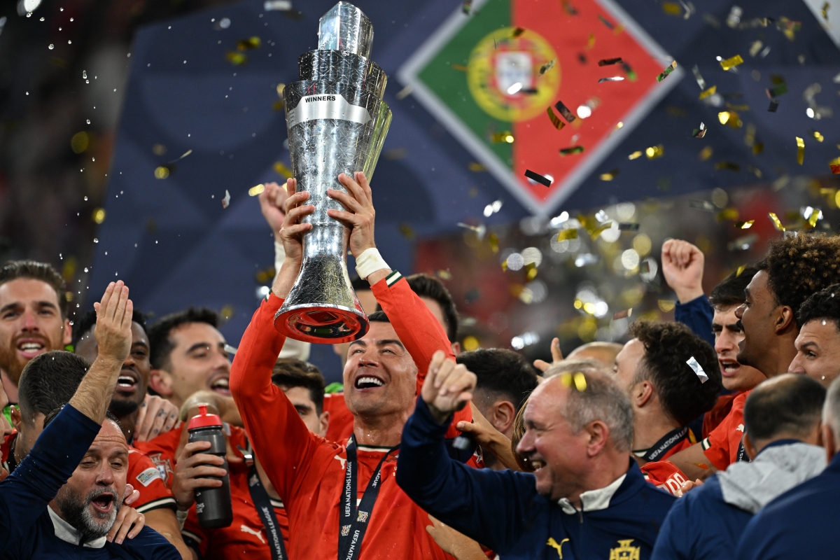 西班牙队在欧预赛赛场上表现出色，力压群雄的简单介绍