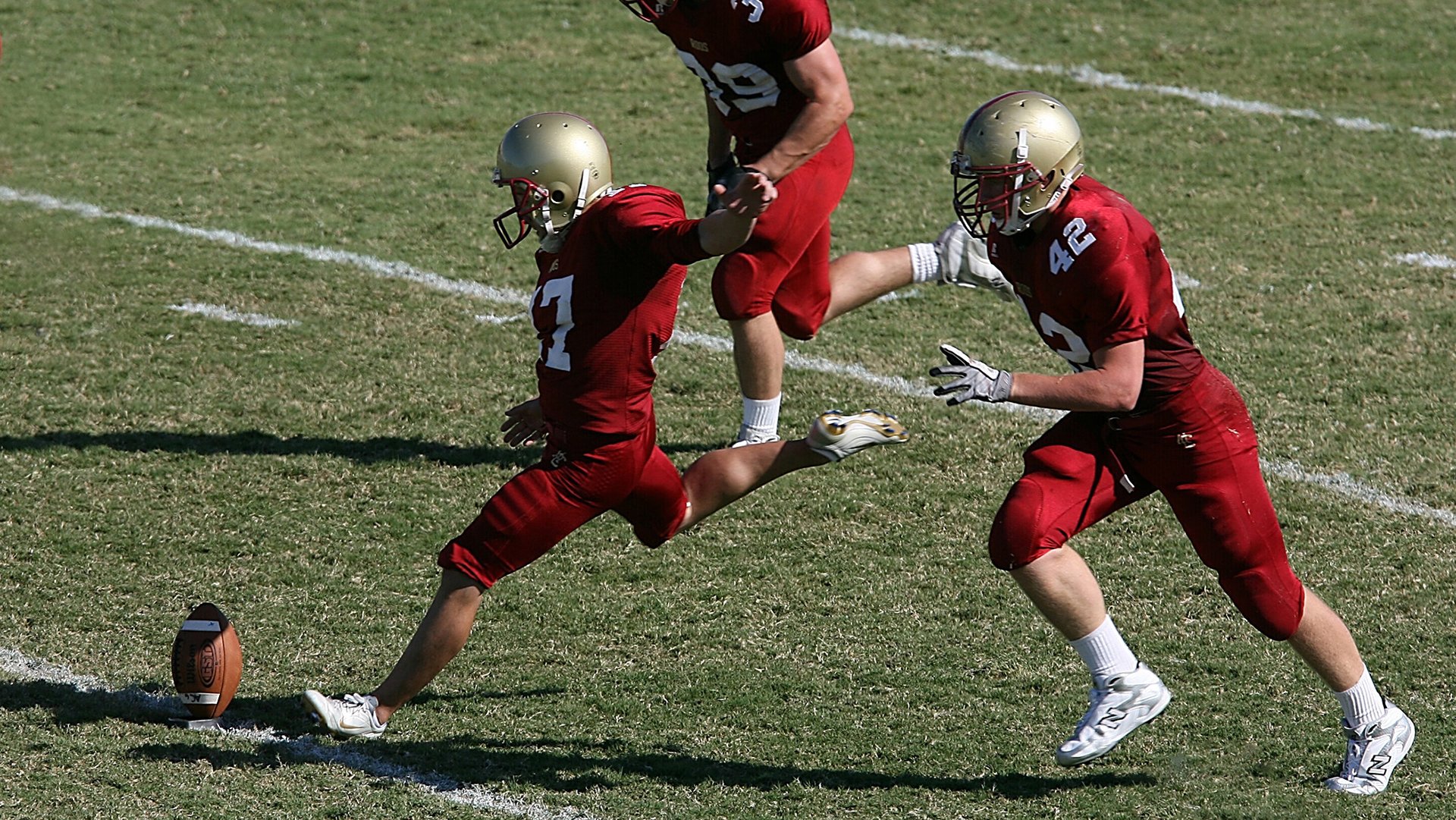 赛道上的血脉压制，红牛车队全面碾压二队，新星皮亚斯特里状态火热预示未来格局